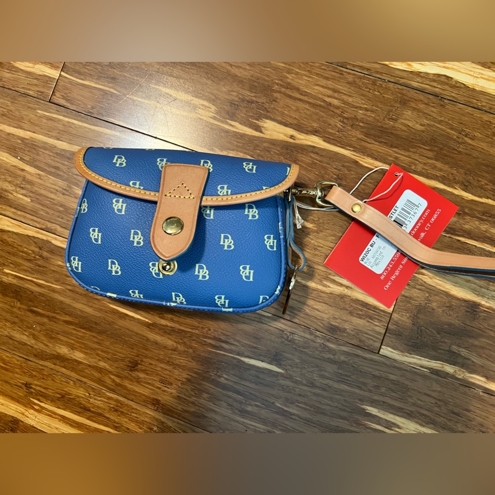 NWT Dooney & Bourke Blue and Tan flap wristlet